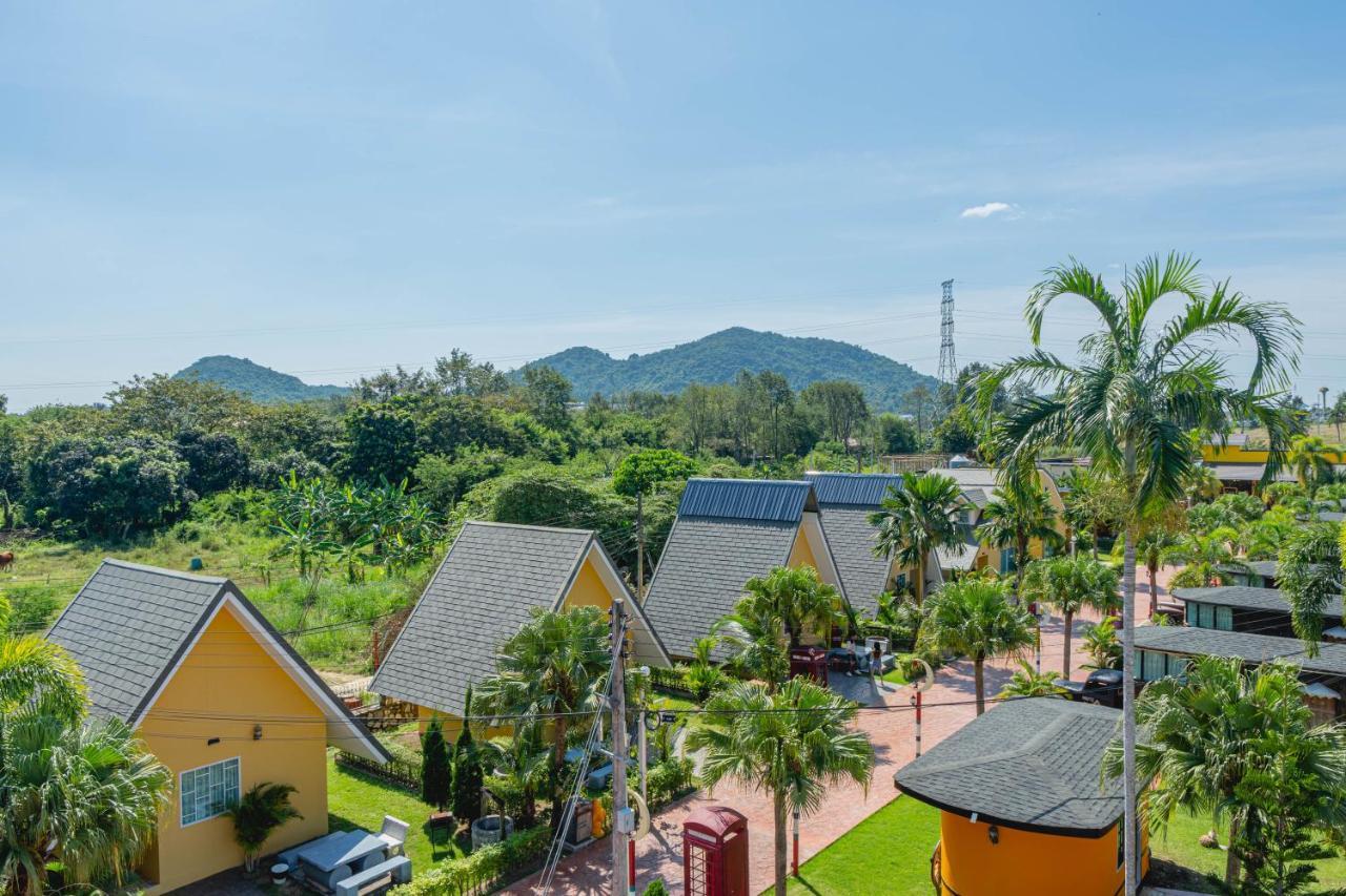 Apinya Resort Bangsarey Ban Tao Than Exterior photo