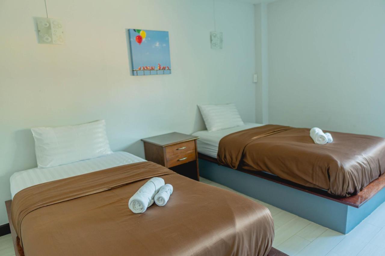 Apinya Resort Bangsarey Ban Tao Than Exterior photo